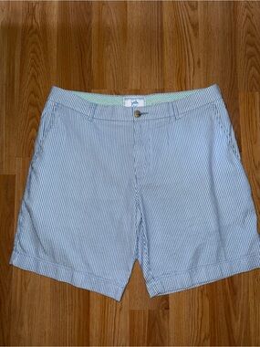 Southern Tide Seersucker Shorts Mens 36 The Skipjack Flat Front Blue White